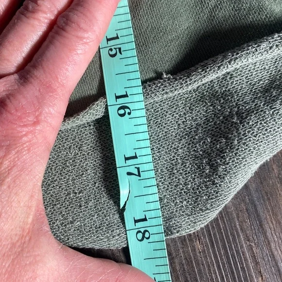 Harlow Olive Textured Top - Picture 6 of 6